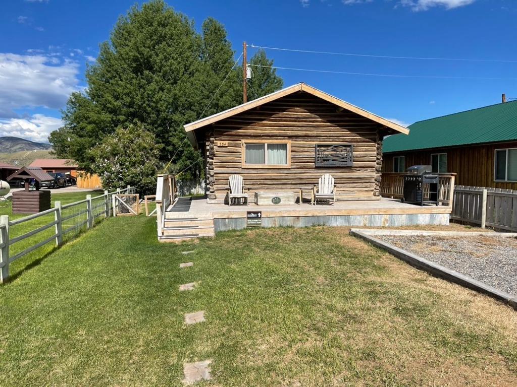 Sportsman Lodge Melrose Mt Butte Exterior photo